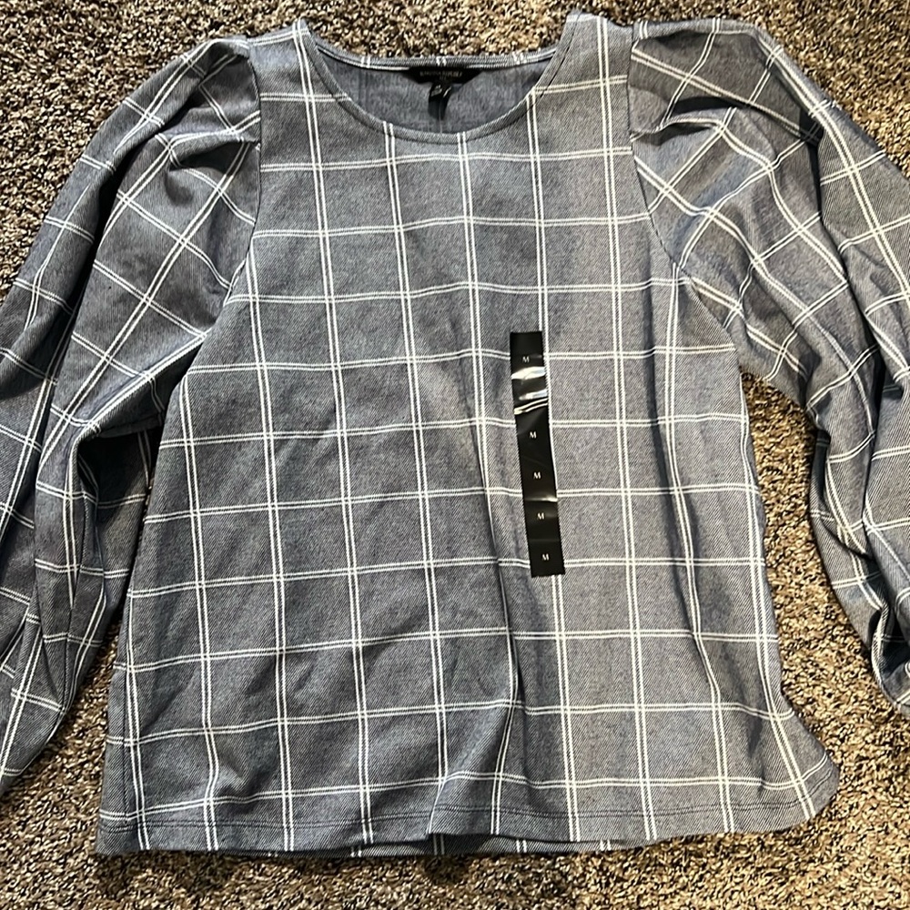 Gray long sleeve blouse with balloon sleeves